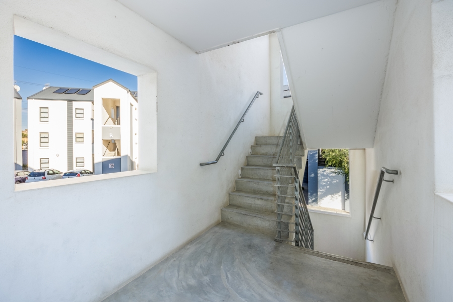 2 Bedroom Property for Sale in Aan de Wijnlanden Western Cape